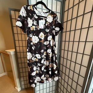 NWT LuLaRoe Jessie Black Floral Swing Dress